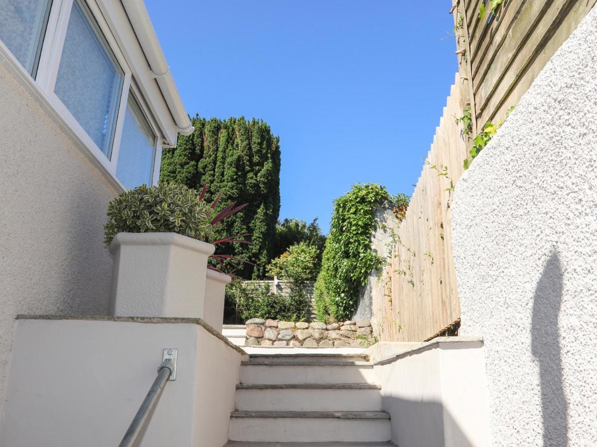 Brook Cottage Criccieth Exterior photo